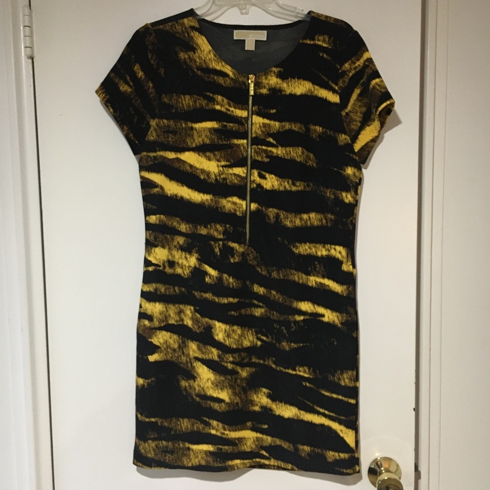 Michael Kors yellow and black dress! Beautiful!